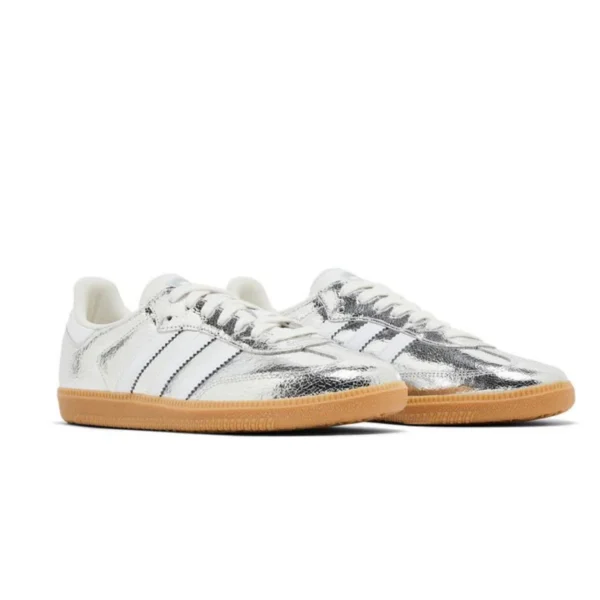 9148DCB1-9444-4877-918B-3A7BF9B52A53.webp Adidas Samba OG "Silver Metallic Cracked Leather"