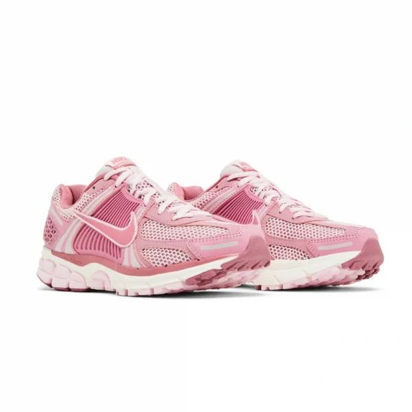 AirZoomVomero5_ElementalPink_3.webp Air Zoom Vomero 5 'Elemental Pink'