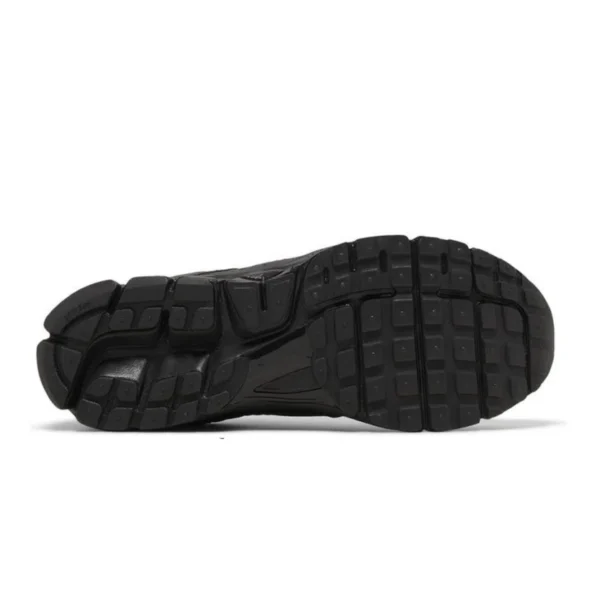 AirZoomVomero5_TripleBlack_8.webp Air Zoom Vomero 5 'Triple Black'