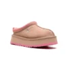 UGGTazzLove25-SlipperArroyoTropicalPink-_1-600x600-1.webp Ugg Tazz Love ‘25 Slipper Arroyo Tropical pink