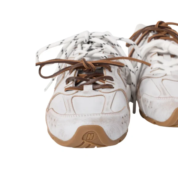 Untitled-design-2025-02-11T232530.018.webp New Balance 530 SL Miu Miu White Gum