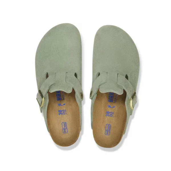 Untitled-design-2025-02-22T115307.668.webp Birkenstock Boston Soft Footbed – Suede Green Tea