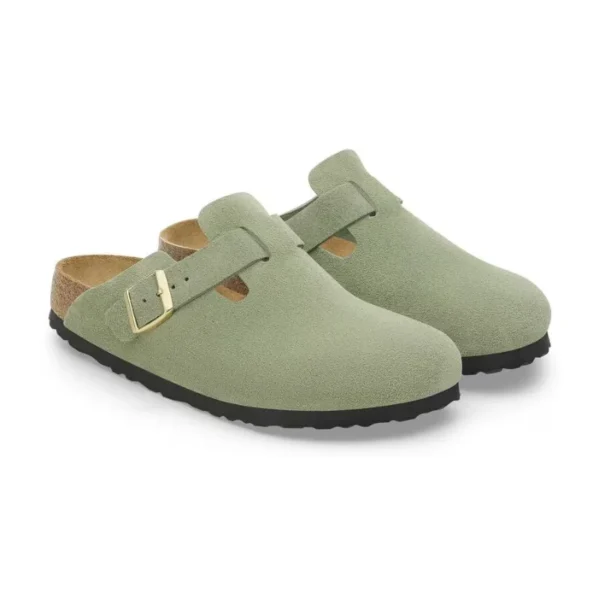 Untitled-design-2025-02-22T115325.872.webp Birkenstock Boston Soft Footbed – Suede Green Tea
