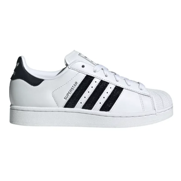 Untitled-design-2025-03-10T122944.830.webp Adidas Superstar – White Black
