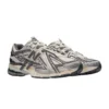 Untitled-design-67_1.webp New Balance 1906A – Silver Metallic