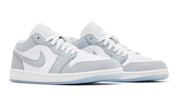 photo_2025-03-23_09-43-05.webp Air Jordan 1 Low 'White Wolf Grey'