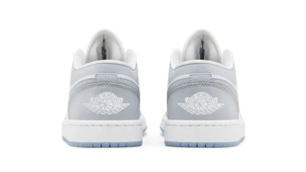 photo_2025-03-23_09-43-06.webp Air Jordan 1 Low 'White Wolf Grey'
