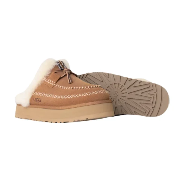 ugg-pumped-venture-daze-sand-black-50.webp UGG Disquette Alpine Slipper Chestnut